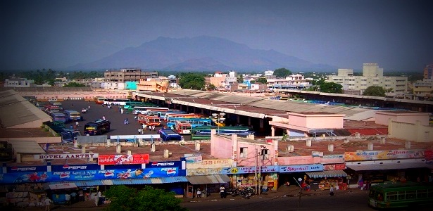 மற்றவர்களுக்கு உதவும் முன்னர் முதலில் இதை படிங்க